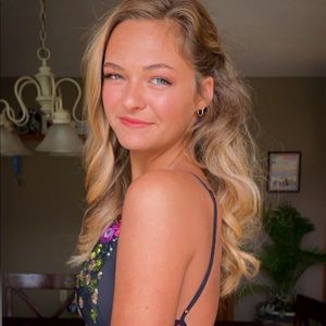 Meet your Posher, Leah